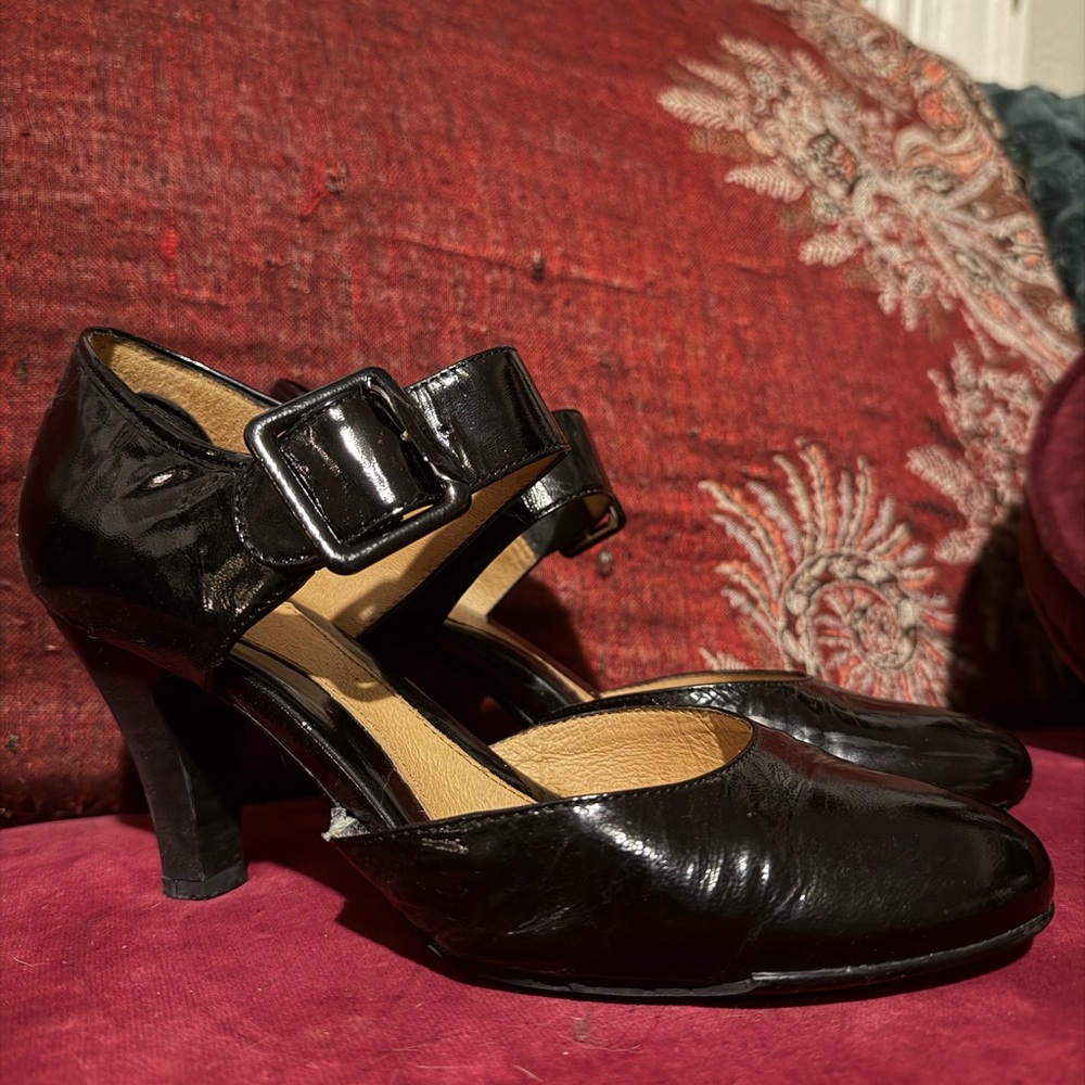 Soffe Black Patent Leather Heels